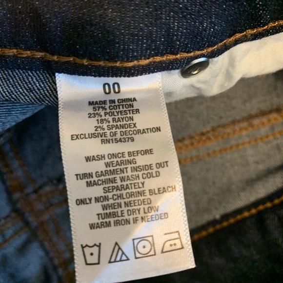 denim shorts - Picture 4 of 4